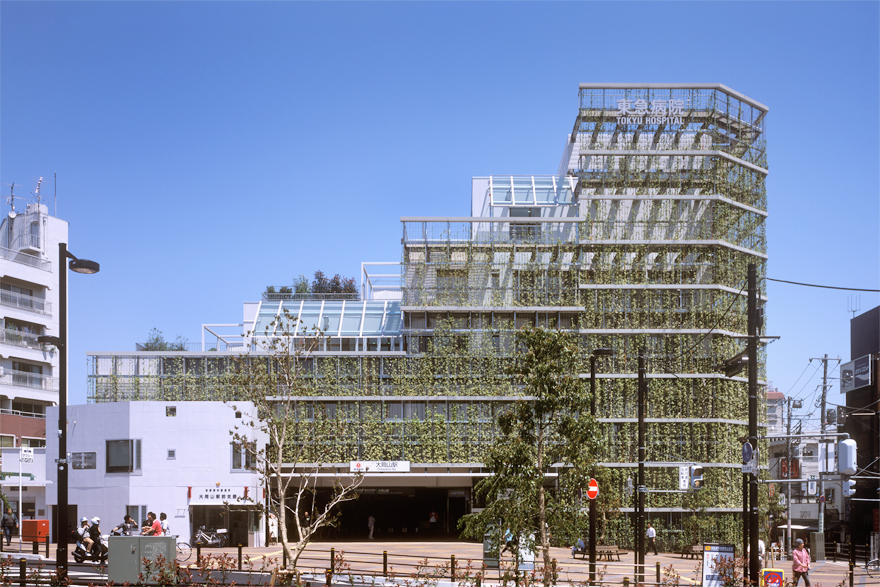 東急大岡山駅上東急病院 　Tokyu Hospital at the Ōokayama Station