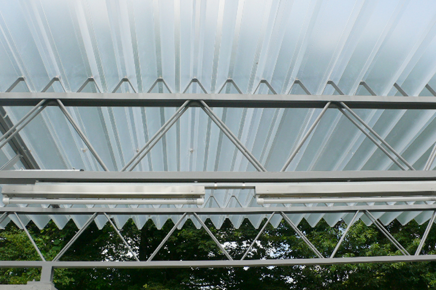 東京造形大学　資源集積所　相原駅前バス停　Tokyo Zokei University Resource Stock Building Bus shelter at  Aihara Station