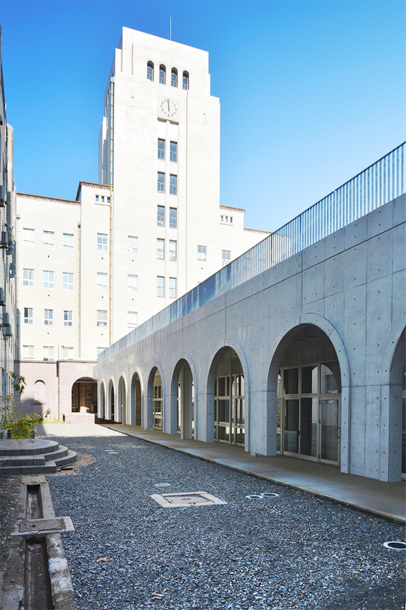 東京工業大学(大岡山)総合研究棟中庭新棟　Extension in the courtyard of the Tokyo Tech Main Building