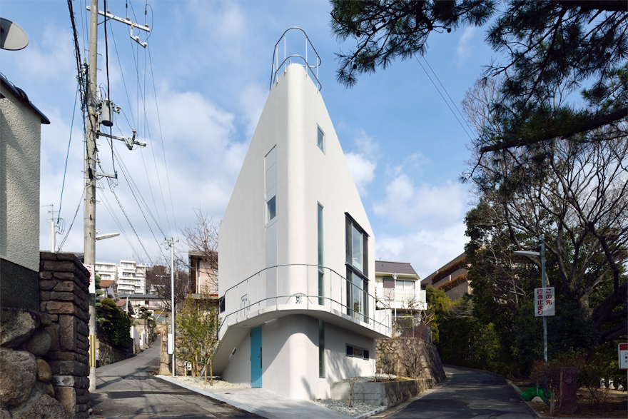 斎藤准教授の家　House in Mikage-yamate