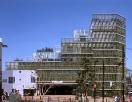 東急大岡山駅上東急病院 　Tokyu Hospital at the Ōokayama Station