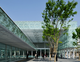 川崎駅東口駅前広場　Kawasaki Station East Plaza